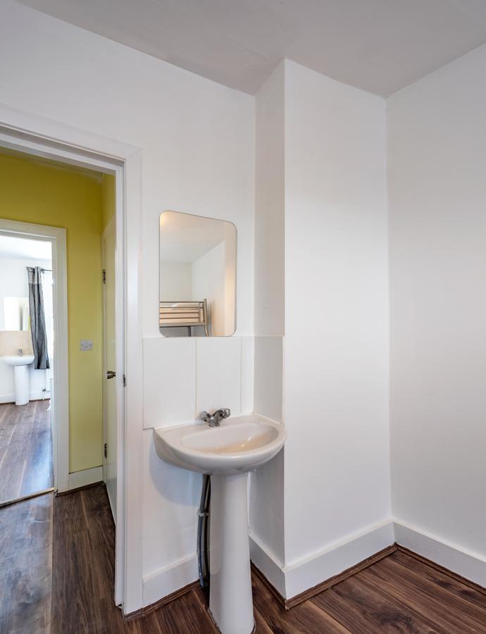 Gasthof Eastend Beds 2*